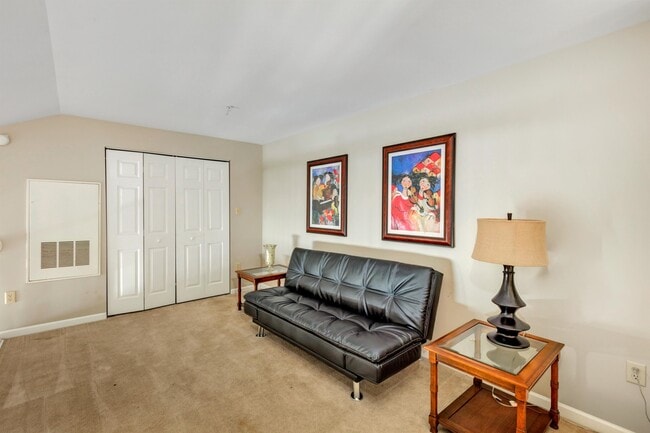 Building Photo - 621 Fern Meadow Loop