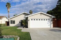 Building Photo - 3Bed/2Bath Upgraded Home off Mira Mesa Blvd~ Lepus