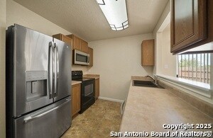 Building Photo - 8116 Sonora Cavern
