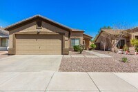 Building Photo - Stunning 3 Bed/2 Bath Home in Gated Commun...