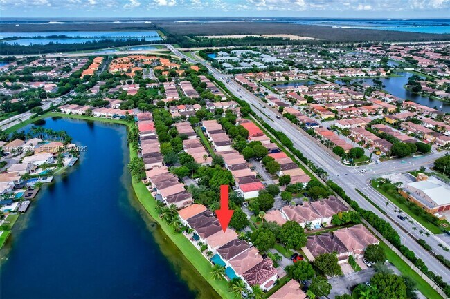 Building Photo - 11160 NW 73rd St