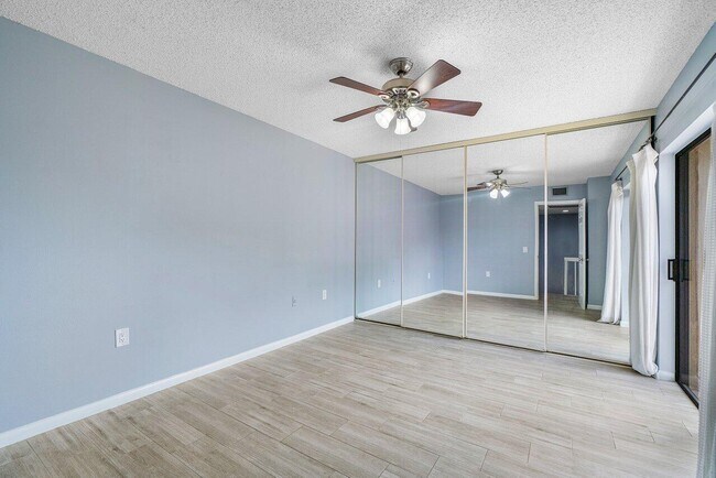 Building Photo - 1311 13th Terrace