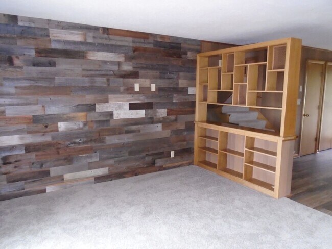 Building Photo - 5514 Tuttle Cove Rd