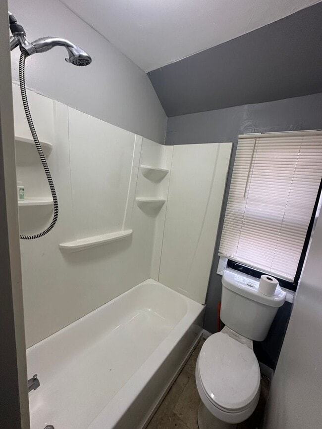 Building Photo - 2 Bed, 1 Bath for rent!