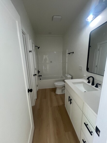 Building Photo - 1809 Liberia St