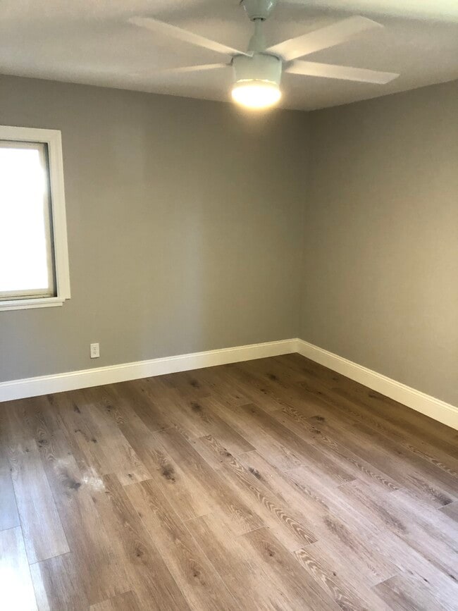 Bedroom # 4 - 3314 Treehaven Dr