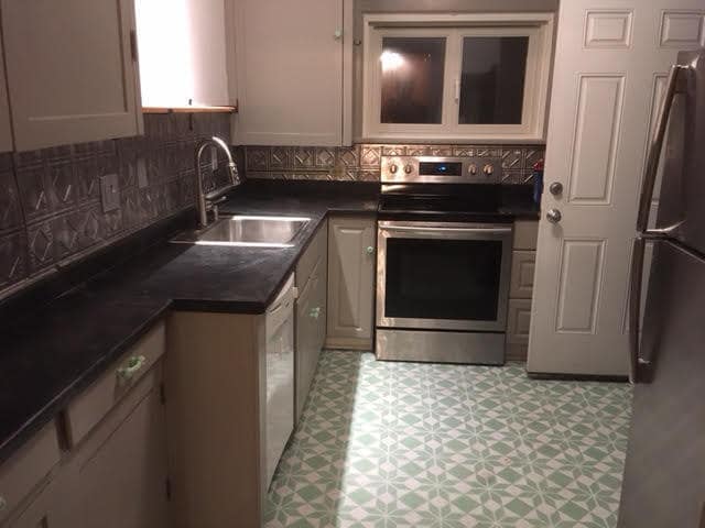 Building Photo - Dennison Ave 1356-1358 CR