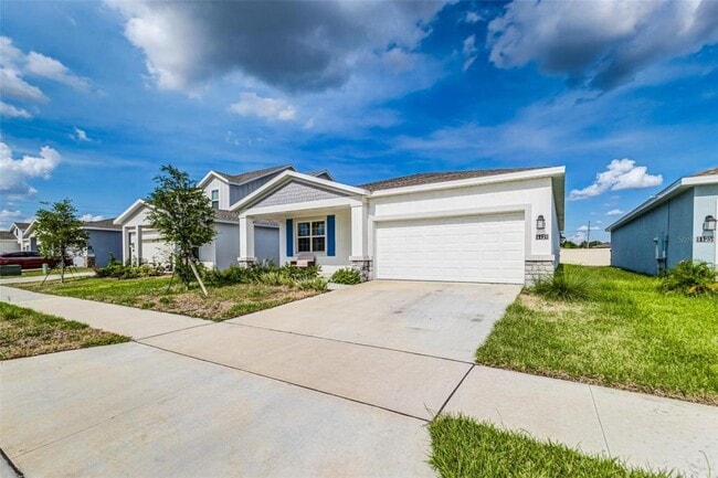 Building Photo - 1121 Deepwater Cir