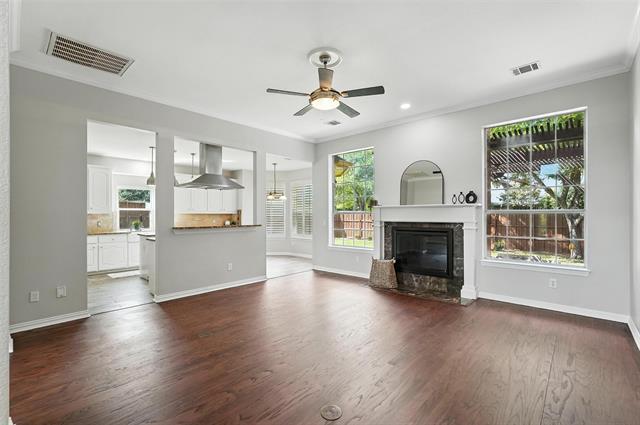 Building Photo - 2237 Grinelle Dr
