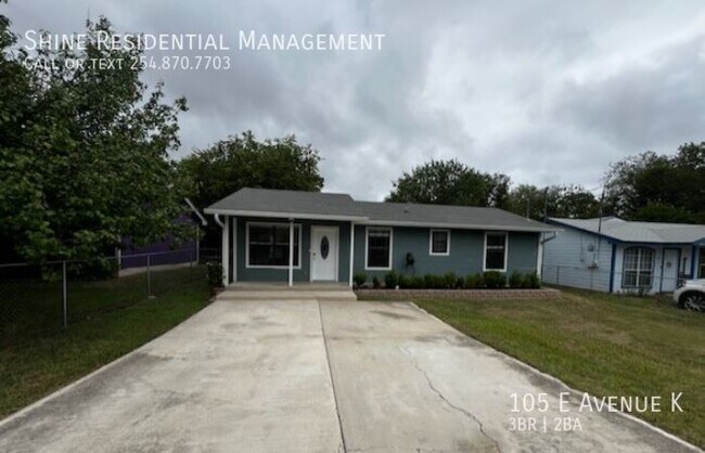 Primary Photo - 105 E Avenue K