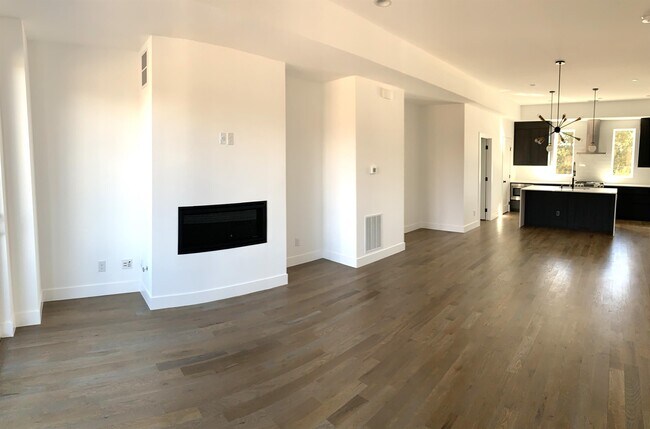 Building Photo - 2160 Youngfield St