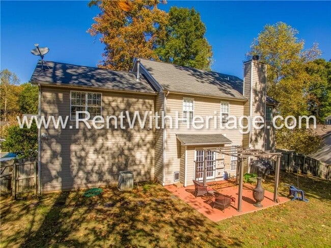 Building Photo - GORGEOUS HOME IN POPULAR HIGHLANDS AT CREEKSIDE GOLF / SWIM / TENNIS COMMUNITY