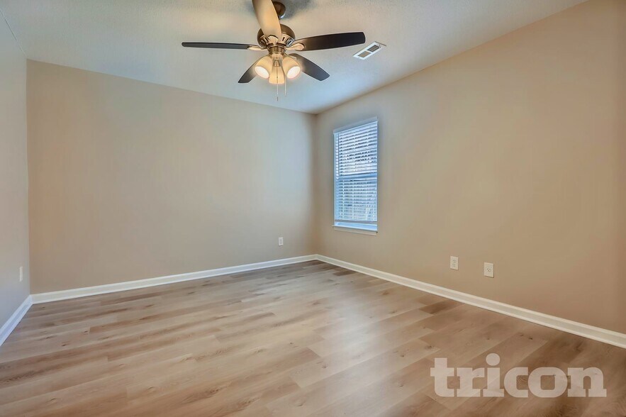 Building Photo - 56 Park Timbers Dr