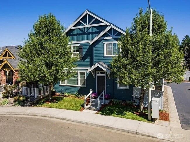 Building Photo - 3505 SE 198th Ave