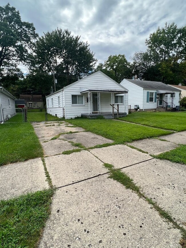 Building Photo - 26451 Lorenz St