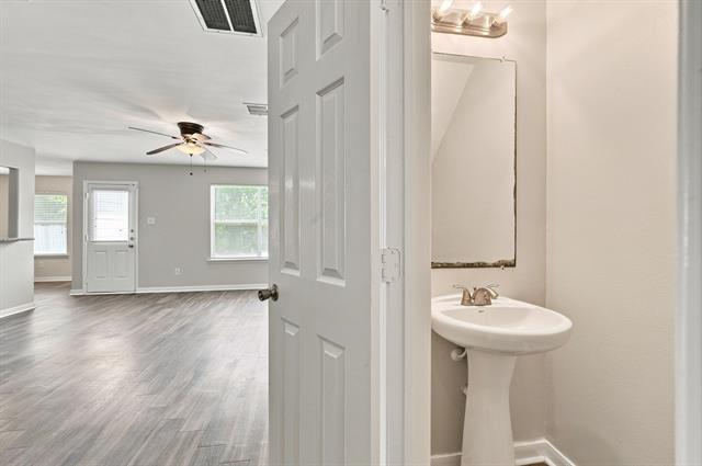 Building Photo - 6811 Waterlilly View Ln