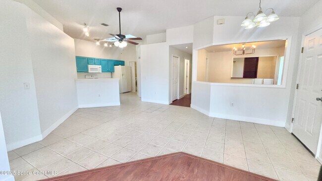 Building Photo - 3479 Horse Creek Cir