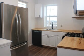 Building Photo - 1901 Griffis Ave