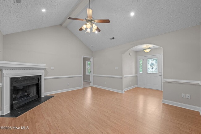 Building Photo - 205 Croatan Woods Dr