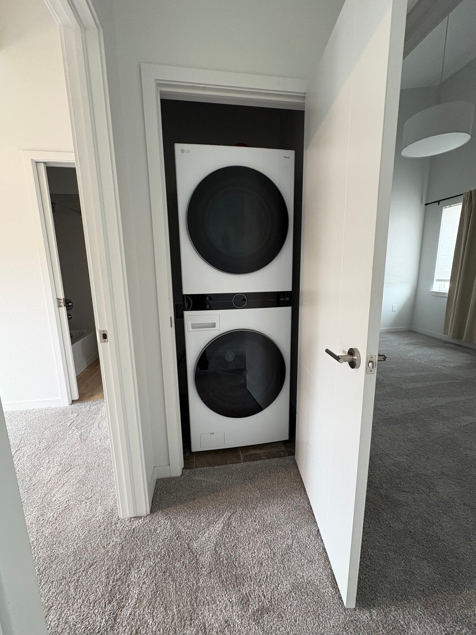 Building Photo - 225 Green Leaf Street