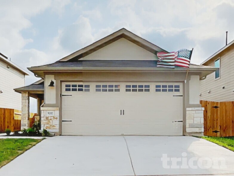 Building Photo - 5217 Sidesaddle Dr