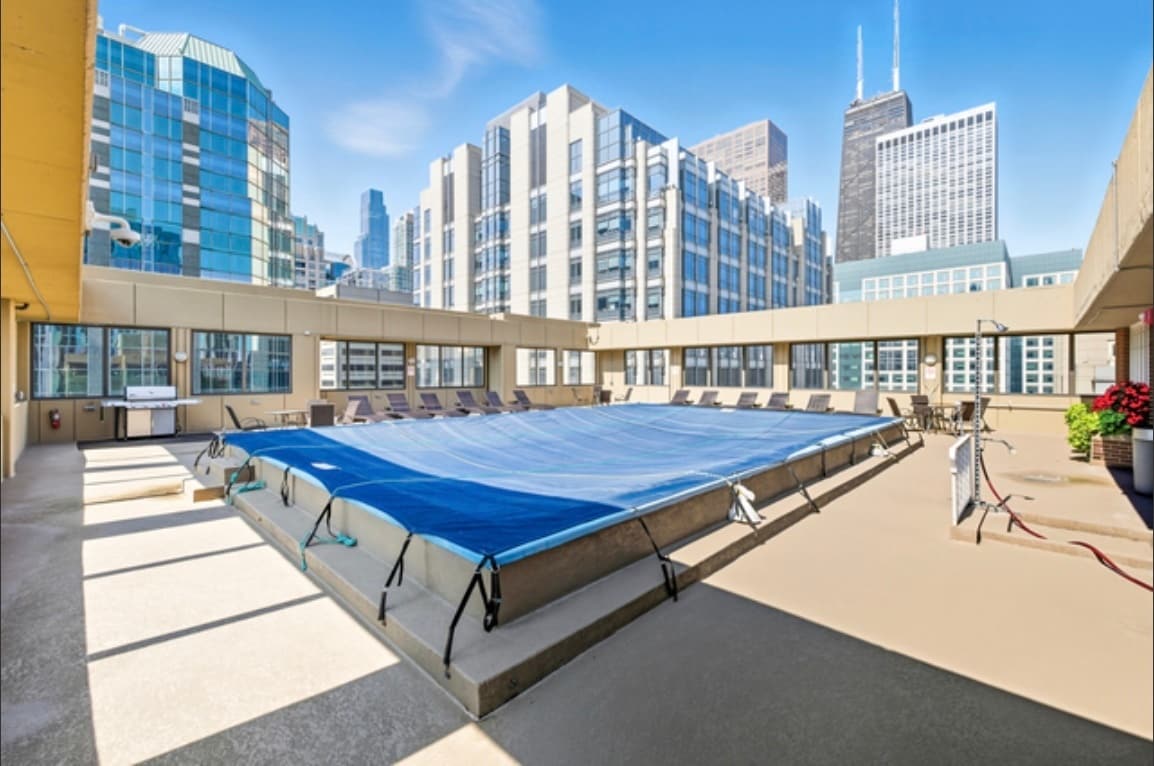 Building Photo - 233 E Erie St