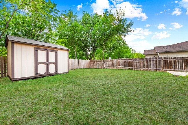 Building Photo - 10034 Southern Sun