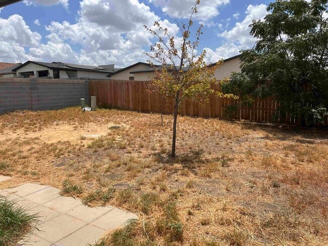 Building Photo - 1615 Dra Eve Perez Lane