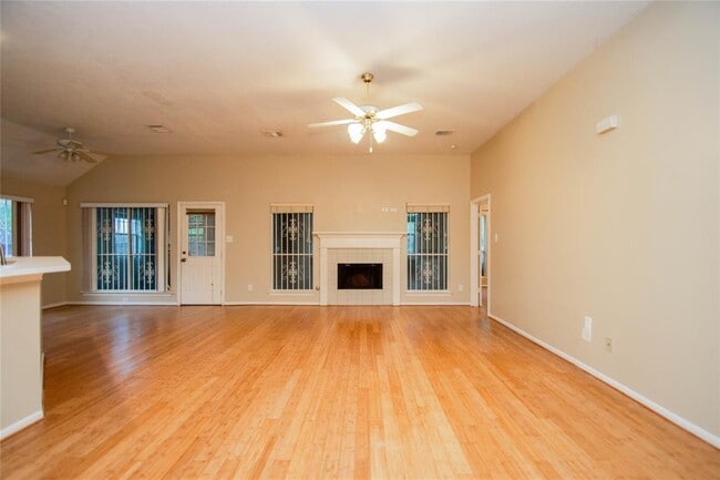 Building Photo - 7731 Las Flores Dr