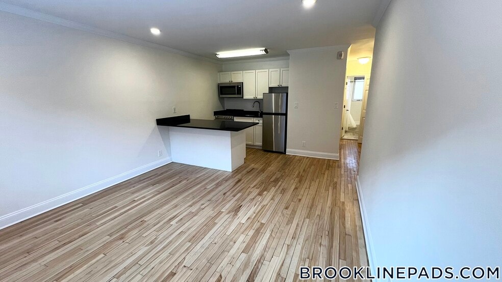 Building Photo - 54 Alton Pl