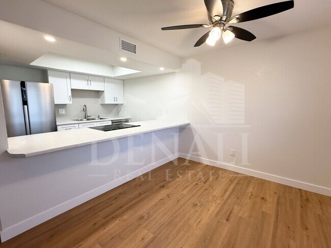 Building Photo - 18202 N Cave Creek Rd