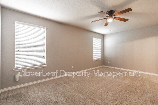 Building Photo - 1507 Mourning Dove