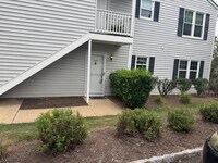 Building Photo - 349 Burdock Ct