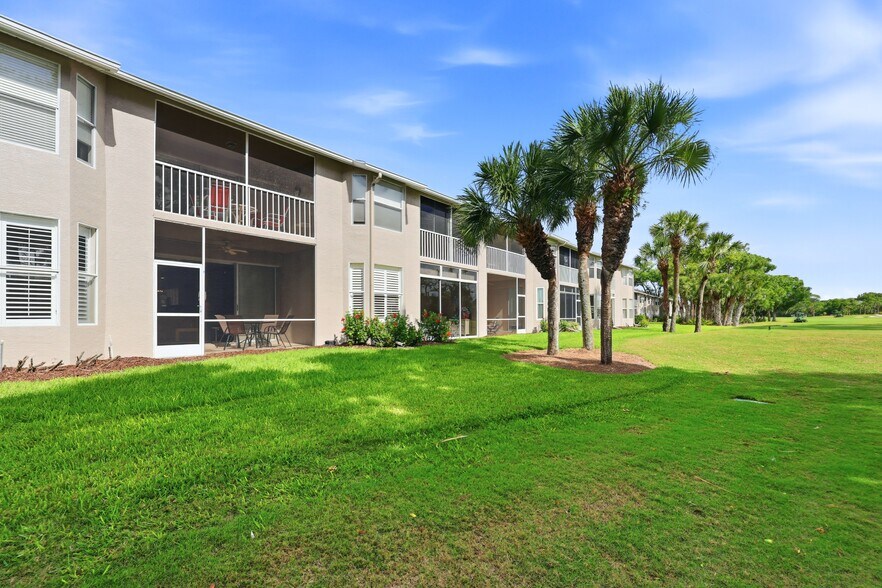 Building Photo - 8951 Veranda Way