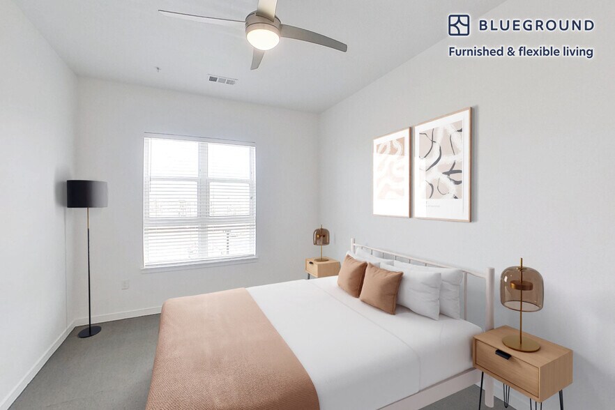 Building Photo - 235 E South Boulder Rd