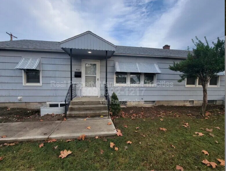 Building Photo - 402 Barth Ave