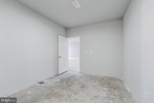 Building Photo - 12199 Aster Rd