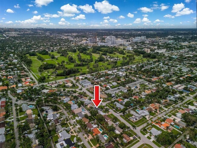 Building Photo - 1101 N 14th Ave