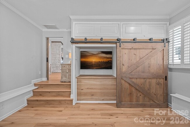 Building Photo - 18026 Whispering Oaks Dr