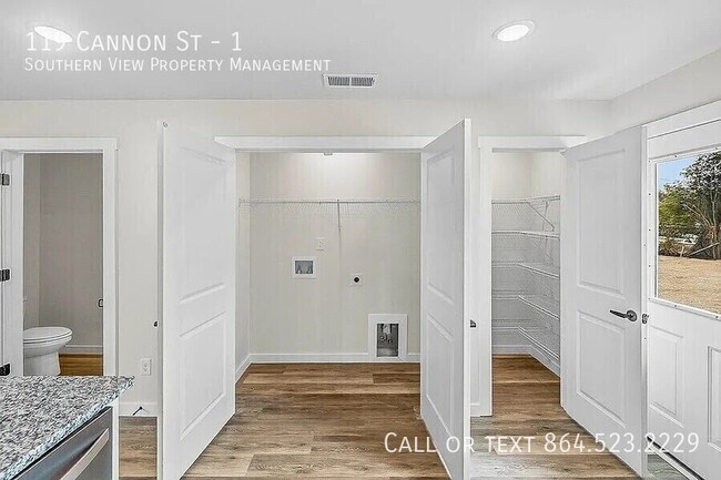 Building Photo - 119 S 1224