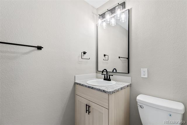 Building Photo - 3119 Greenwood Cir