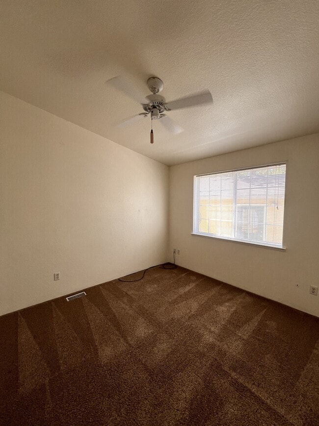 Building Photo - 17093 Cobblestone Ln