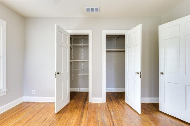 Building Photo - 1300 Crestwood Rd