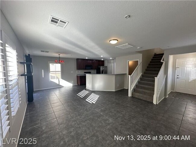 Building Photo - UPGRADED HENDERSON HOME IN GATED COMMUNITY!!