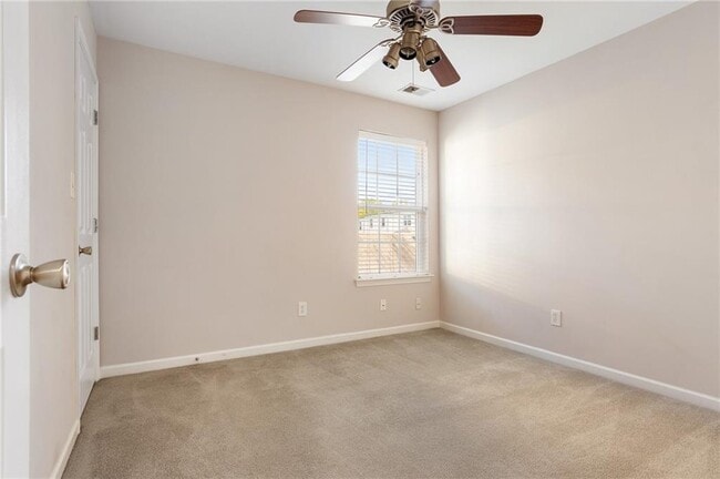 Building Photo - 4677 Liberty Square Dr