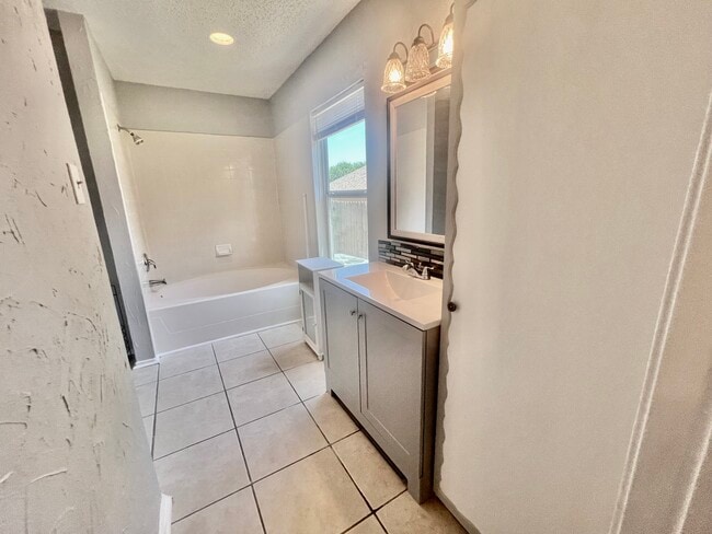 Building Photo - 9215 Autumn Branches