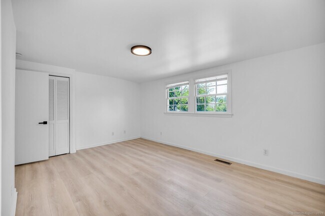 Building Photo - 29 Ridgeley St