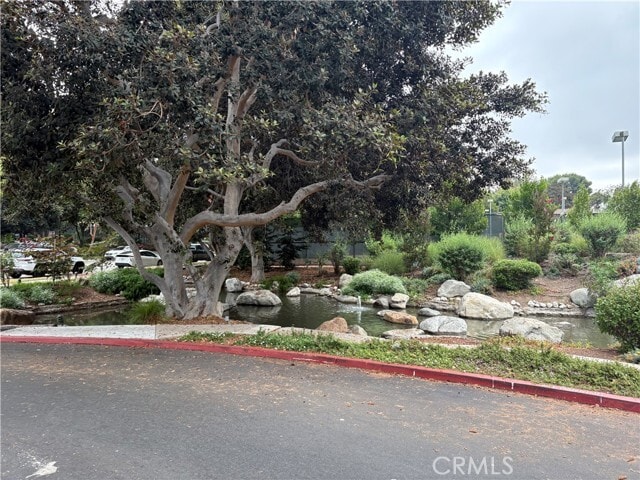 Building Photo - 21 Streamwood