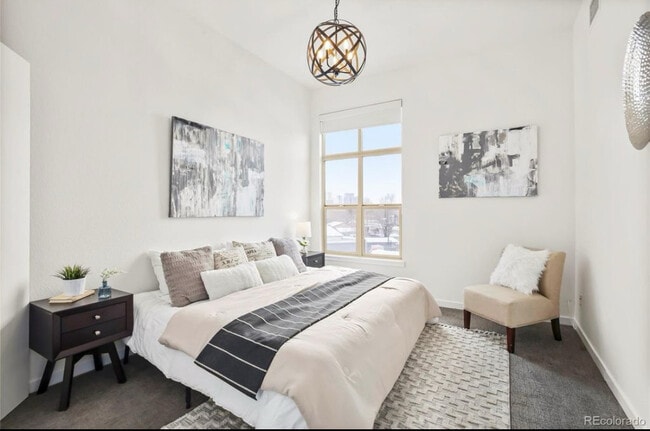 Building Photo - 2900 N Downing St