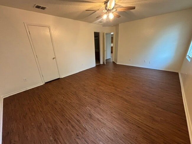Building Photo - Beautiful Single Story Home in Eagle Mtn Saginaw Area